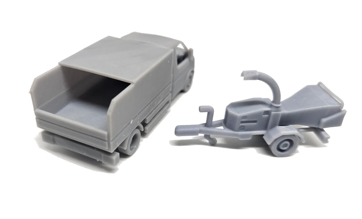 OO Gauge Van and Woodchipper Model Railway Accessories & Scenery