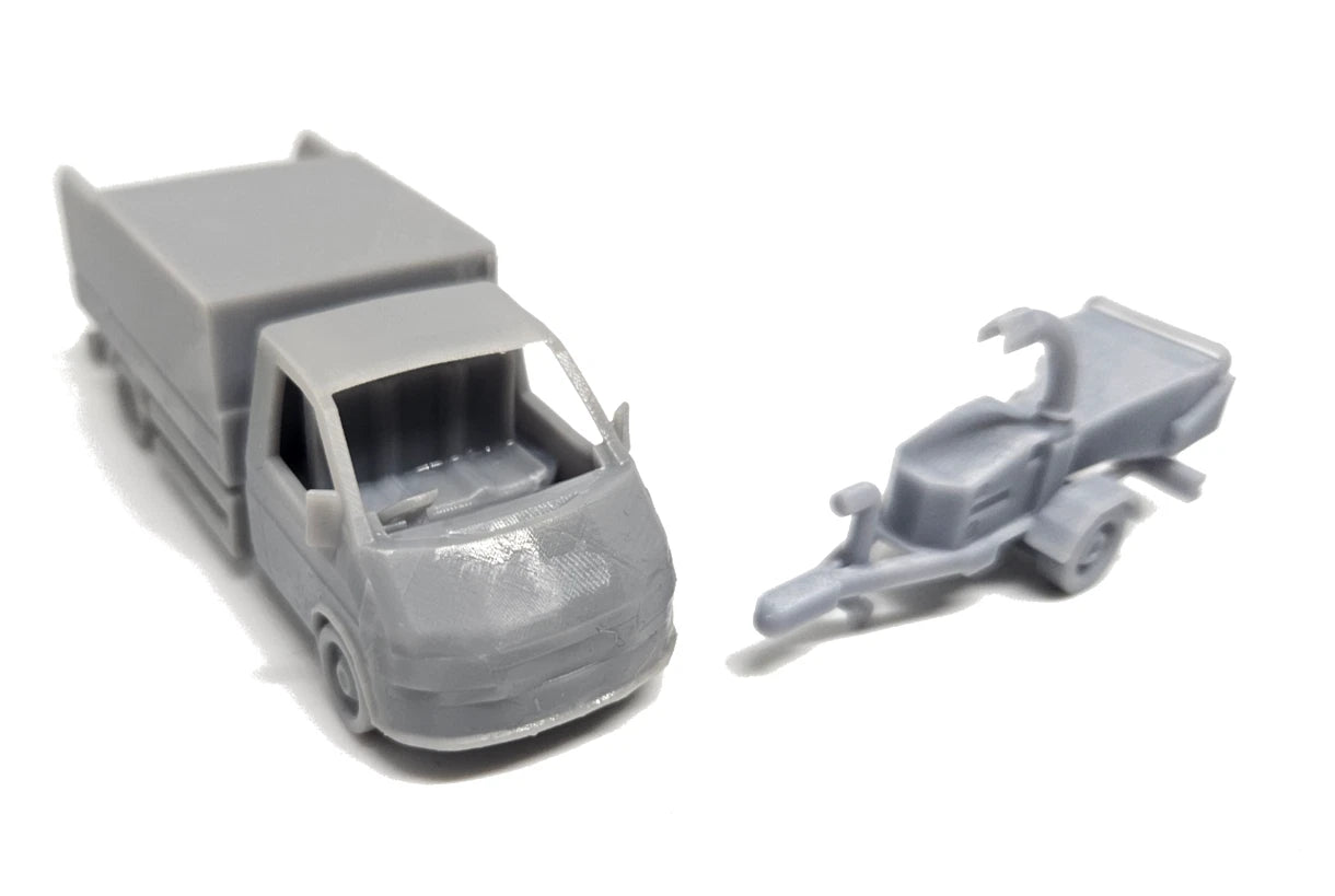 OO Gauge Van and Woodchipper Model Railway Accessories & Scenery